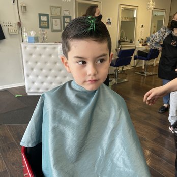 Let Hair Go - Hair Salons Near Me - Riverside, Illinois
