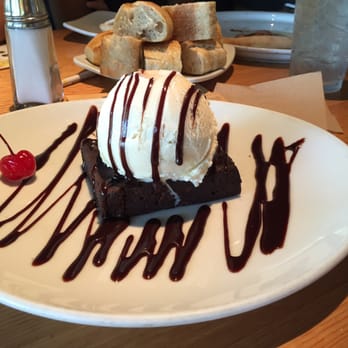 California Pizza Kitchen At Bellevue Closed 270 Photos 240