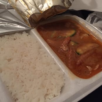 Horapa - Malay Chicken Curry - Thai Near Me - Palma, PM
