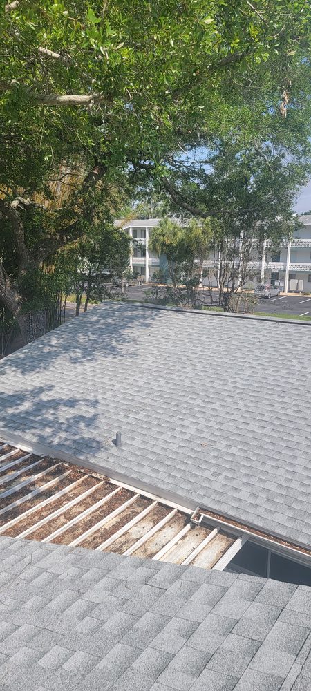 Slide of Finch Roofing