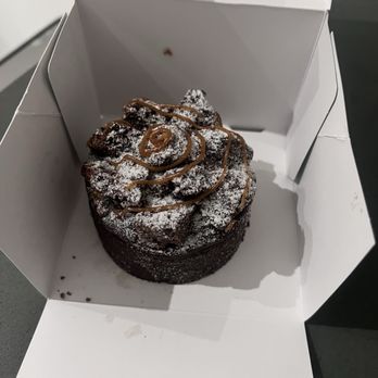 Julia & Henry's - Mi-Cuit Au Chocolat (molten chocolate cake) from Yann Couvreur - Food Court Near Me - Miami, Florida