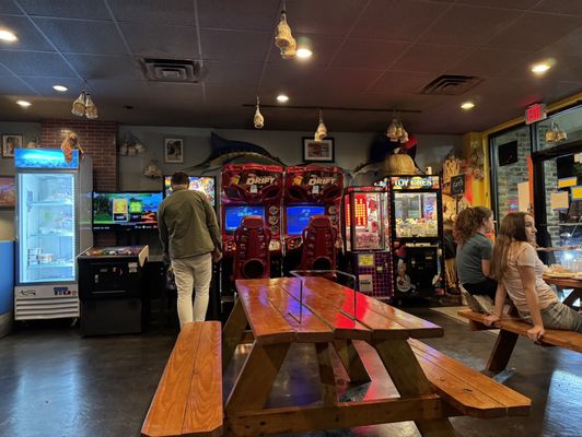 Baker's Bar by null