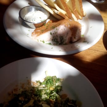 Rutherford Grill - The smoked salmon and kale salad blew everything else out of the park. - American Near Me - Rutherford, California