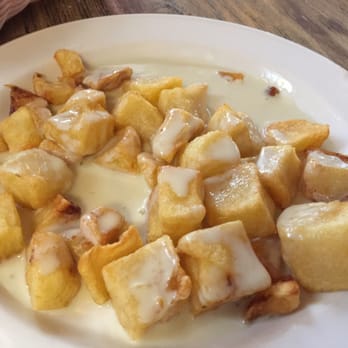 Bar Patanchón - Potatoes in Roquefort sauce - Tapas Bars Near Me - Seville, SE