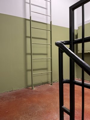 Bo & Ivy Distillers by null