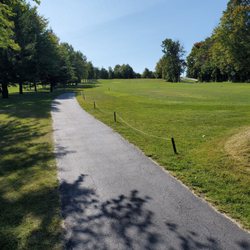 Woodcrest Golf Club - From greenside looking back to fairway