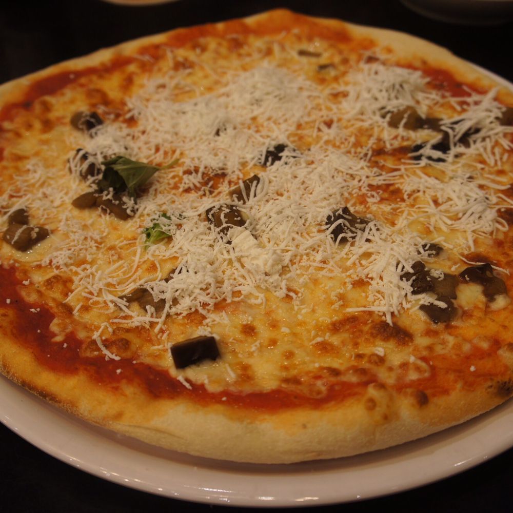 Happy Italy - Norma pizza (€5,75) - Italian Near Me - Eindhoven, New Brunswick Happy Italy - Norma pizza (€5,75) - Italian Near Me - Eindhoven, New Brunswick