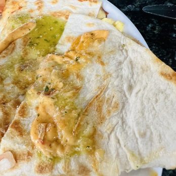 Roosevelt's - Quesadilla - Gastropubs Near Me - Tulsa, Oklahoma