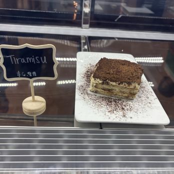 Supri - Epic tiramisu - Bubble Tea Near Me - Fresno, California