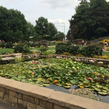Sunken Gardens - One Koi pond, fishes be so prettsens! - Botanical Gardens Near Me - Lincoln, Nebraska