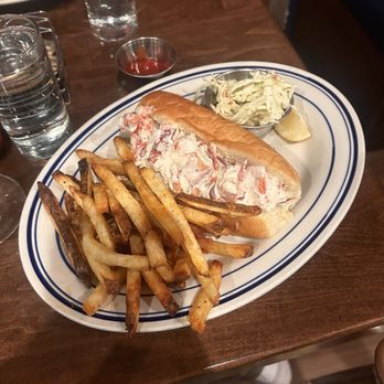 The Jones Oyster - Maine Lobster Roll - Beverage Store Near Me - Greenville, South Carolina The Jones Oyster - Maine Lobster Roll - Beverage Store Near Me - Greenville, South Carolina