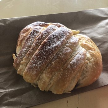 El Arte del Cafe - Delicious chocolate croissant - Coffee & Tea Near Me - Tulum, ROO El Arte del Cafe - Delicious chocolate croissant - Coffee & Tea Near Me - Tulum, ROO