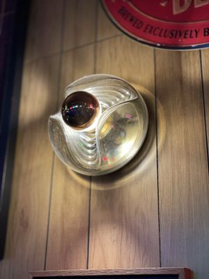 Howard's Bar by null