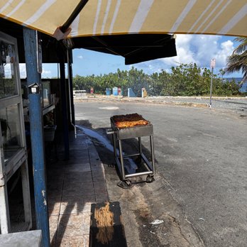 La Terraza - Grilling - Barbeque Near Me - Pinones, Puerto Rico