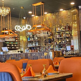 Heritage Indian Grill - Dining room - Asian Fusion Near Me - Lake Placid, New York