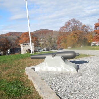 Winchester Soldiers' Monument - cannons to protect from invading troops - Landmarks & Historical Buildings Near Me - Winchester, Connecticut