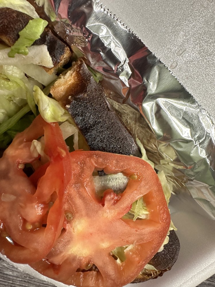 THE LUNCH BOX Updated August 2024 300 Brookside Ave, Ambler