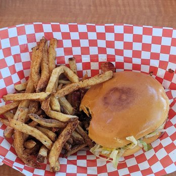 Chunk’s Burger - Delicious homestyle burgers. I ordered the Bam burger and it was everything I was craving. The fries are tasty too - Burgers Near Me - Stafford, Texas