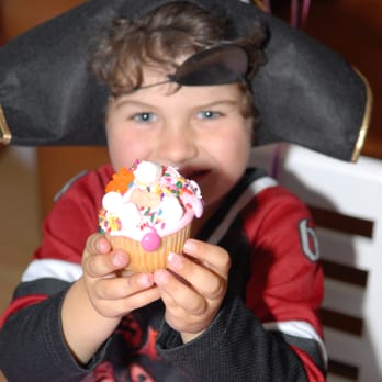 Hey Sugar Cupcakes - Kids love our decorate-your-own cupcake kit - Bakeries Near Me - Weston, Florida Hey Sugar Cupcakes - Kids love our decorate-your-own cupcake kit - Bakeries Near Me - Weston, Florida