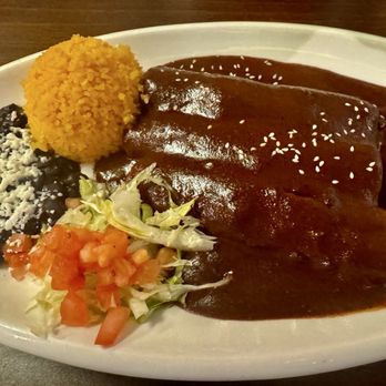 Fiesta Oaxaca - Chicken enchiladas with tradicional dark Oaxacan mole - Mexican Near Me - Santa Fe, New Mexico