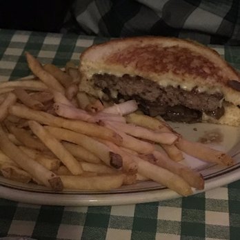 The Bosch Tavern - Pubs Near Me - Hales Corners, Wisconsin