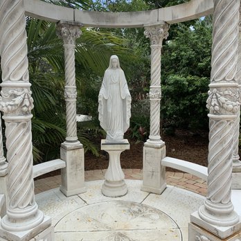 San Pablo Catholic Church - Statue of Mary - Churches Near Me - Marathon, Florida San Pablo Catholic Church - Statue of Mary - Churches Near Me - Marathon, Florida