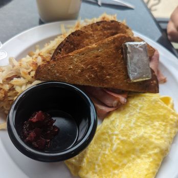 Bean Counter Cafe - Breakfast plate - Breakfast & Brunch Near Me - Blue Springs, Missouri Bean Counter Cafe - Breakfast plate - Breakfast & Brunch Near Me - Blue Springs, Missouri