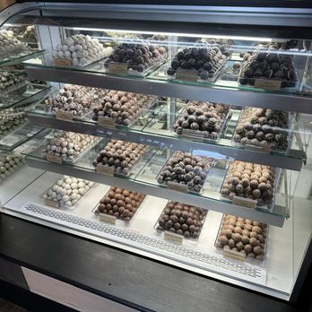 Red White & Brew Coffeehouse - Coffee & Tea Near Me - Warwick, Rhode Island