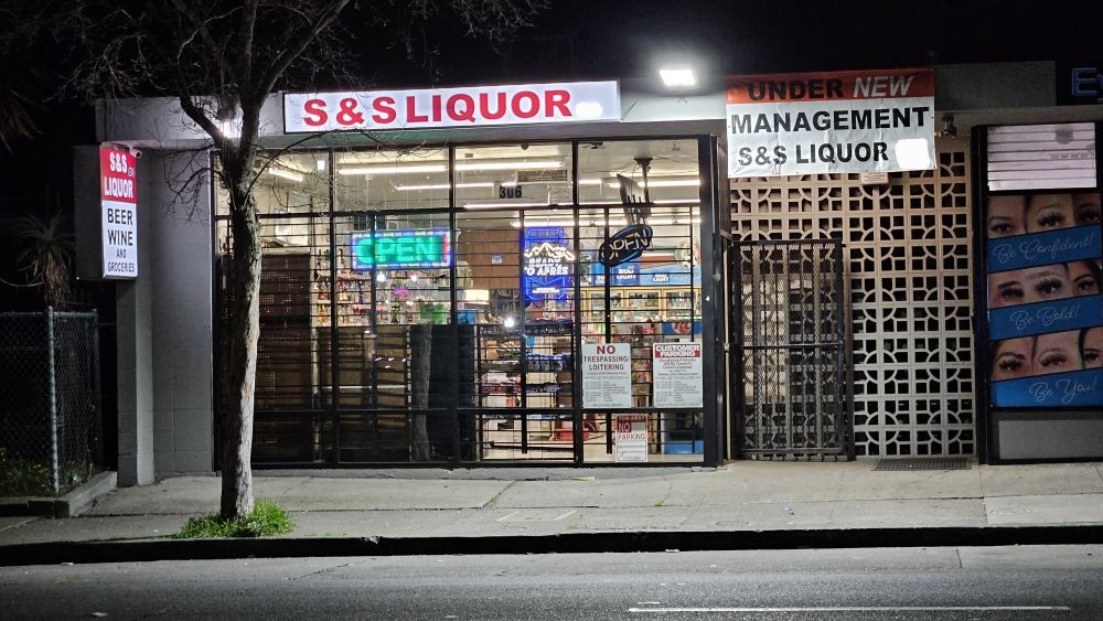 S & S Liquor Store Logo
