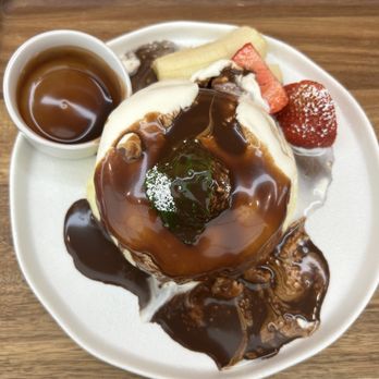 Fluffy Fluffy - Nutella Banana - Desserts Near Me - New York, New York