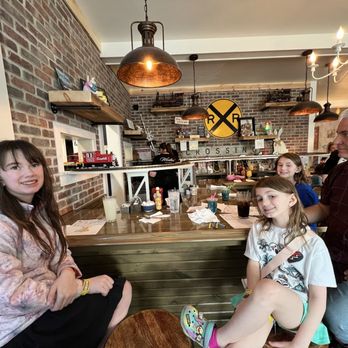 Windhill Pancake Parlor - Breakfast & Brunch Near Me - McHenry, Illinois