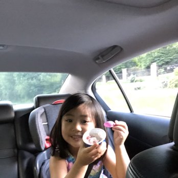 Baskin-Robbins - Can't eat ice cream in store so it'll be in the car. Strawberry ice cream in the cup. Yum! - Ice Cream & Frozen Yogurt Near Me - Bellevue, Washington Baskin-Robbins - Can't eat ice cream in store so it'll be in the car. Strawberry ice cream in the cup. Yum! - Ice Cream & Frozen Yogurt Near Me - Bellevue, Washington
