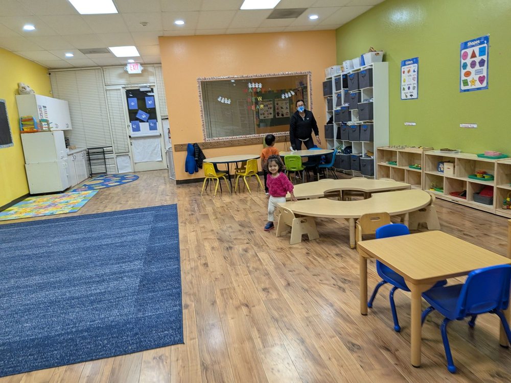 Valley Oak Montessori - childcare center in San Jose, CA