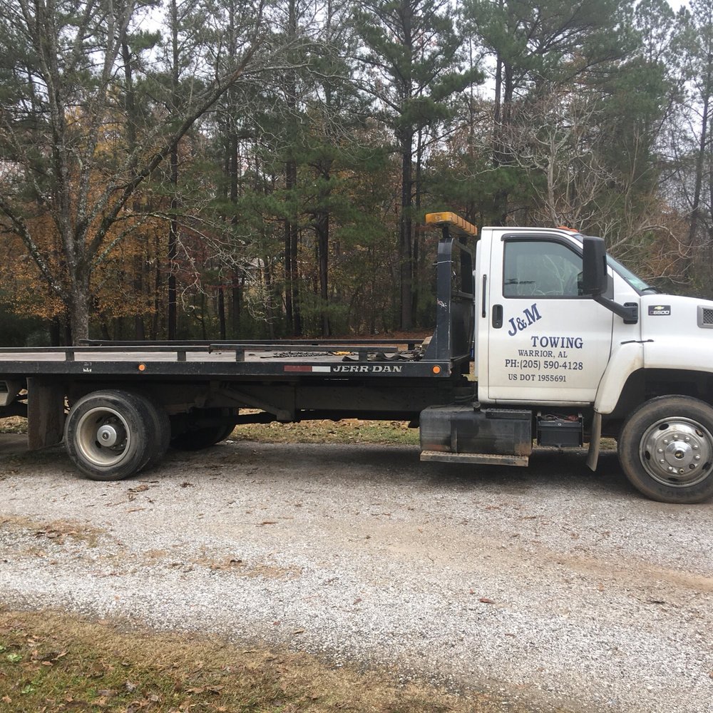 J&M Towing & Tire - Towing Near Me - Warrior, Alabama J&M Towing & Tire - Towing Near Me - Warrior, Alabama
