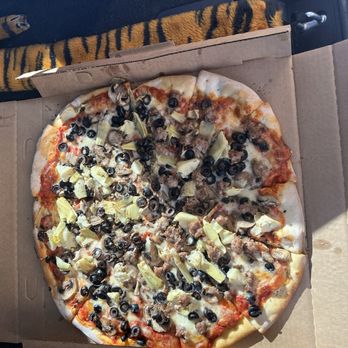 Shakespeare's Pizza - West - Large Build Your Own Good Ol Plain Cheese Pizza with olives, artichoke, mushroom, and Italian sausage - Pizza Near Me - Columbia, Missouri Shakespeare's Pizza - West - Large Build Your Own Good Ol Plain Cheese Pizza with olives, artichoke, mushroom, and Italian sausage - Pizza Near Me - Columbia, Missouri