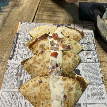 Pikio Taco - Quesadilla - Mexican Near Me - Barcelona, B Pikio Taco - Quesadilla - Mexican Near Me - Barcelona, B