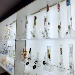 Sky Rise Vapor - Garland - Glasswall!
