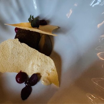 Le Clan - Candied smoked fish with 3 emulsions - French Near Me - Quebec City, Quebec Le Clan - Candied smoked fish with 3 emulsions - French Near Me - Quebec City, Quebec