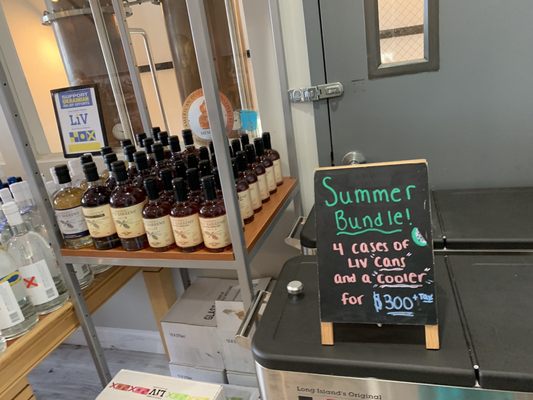 Long Island Spirits by null