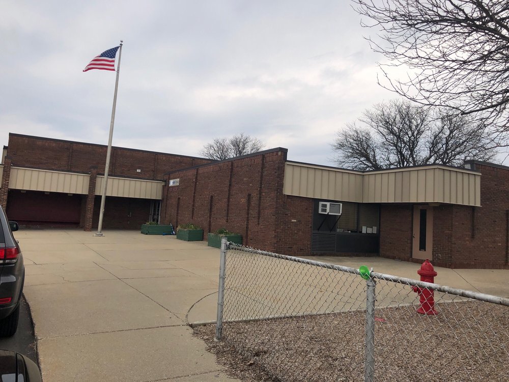 Bloomin' Preschool - Fox Hills - childcare center in Bloomfield Hills, MI