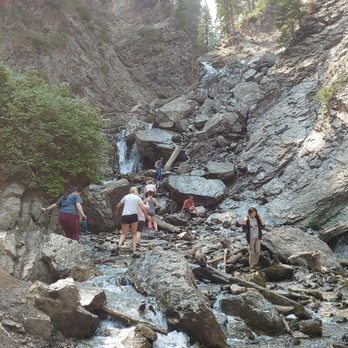 Donut Falls - Almost there - Hiking Near Me - Salt Lake City, Utah Donut Falls - Almost there - Hiking Near Me - Salt Lake City, Utah