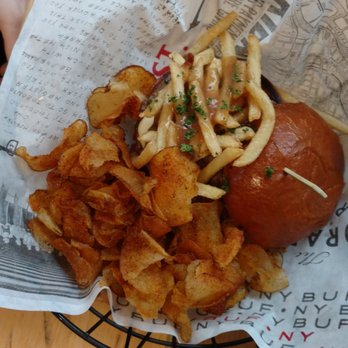 The Draft Room - poutine burger - Brewpubs Near Me - Buffalo, New York