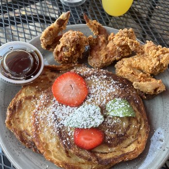 Lucille's - Croissant French Toast - New American Near Me - Houston, Texas