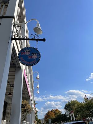 Moo Moo's Creamery - The World’s Best Ice Cream Shop by null