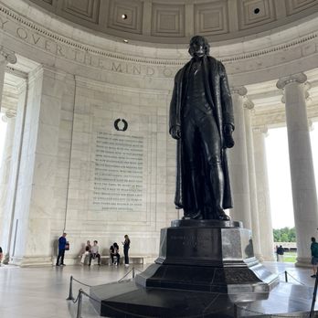 Jefferson Memorial - Landmarks & Historical Buildings Near Me - Washington, DC, District of Columbia