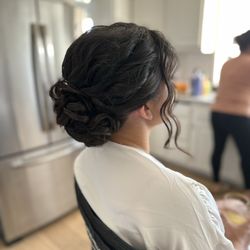 Jana & Co Makeup and Hair Design