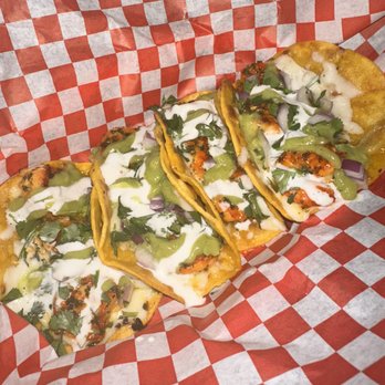 Wet Tacos - Plate full of Garlic Butter Cajun Shrimp Tacos - Food Trucks Near Me - San Diego, California