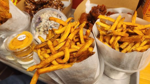 Dak Dak Wings by null