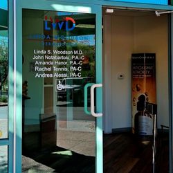 Linda Woodson Dermatology - Front door entrance