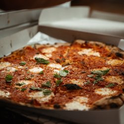 Frank Pepe Pizzeria Napoletana